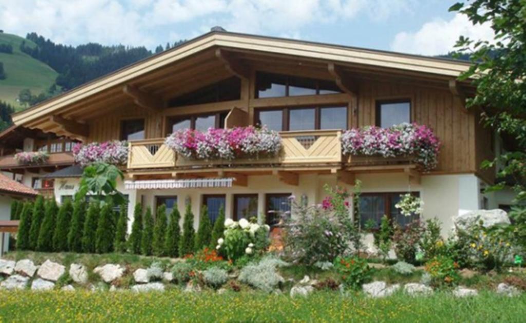 Appartement Annemarie Brixen im Thale Esterno foto